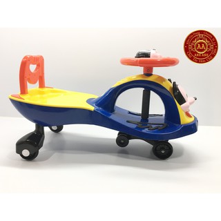 Xe lắc trẻ em có nhạc và tựa việt nhật. xe tập đi.