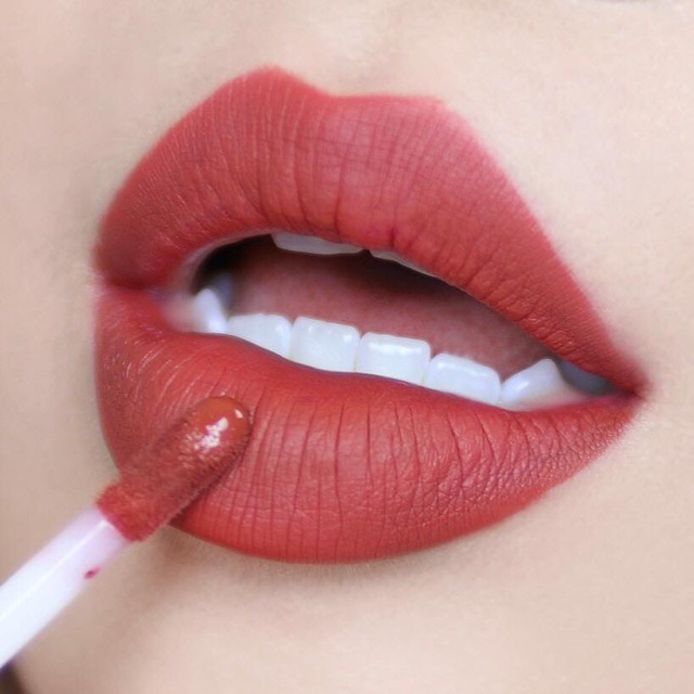 Son Kem Lì Ofélia Touch Of Rose Liquid Matte Lipstick