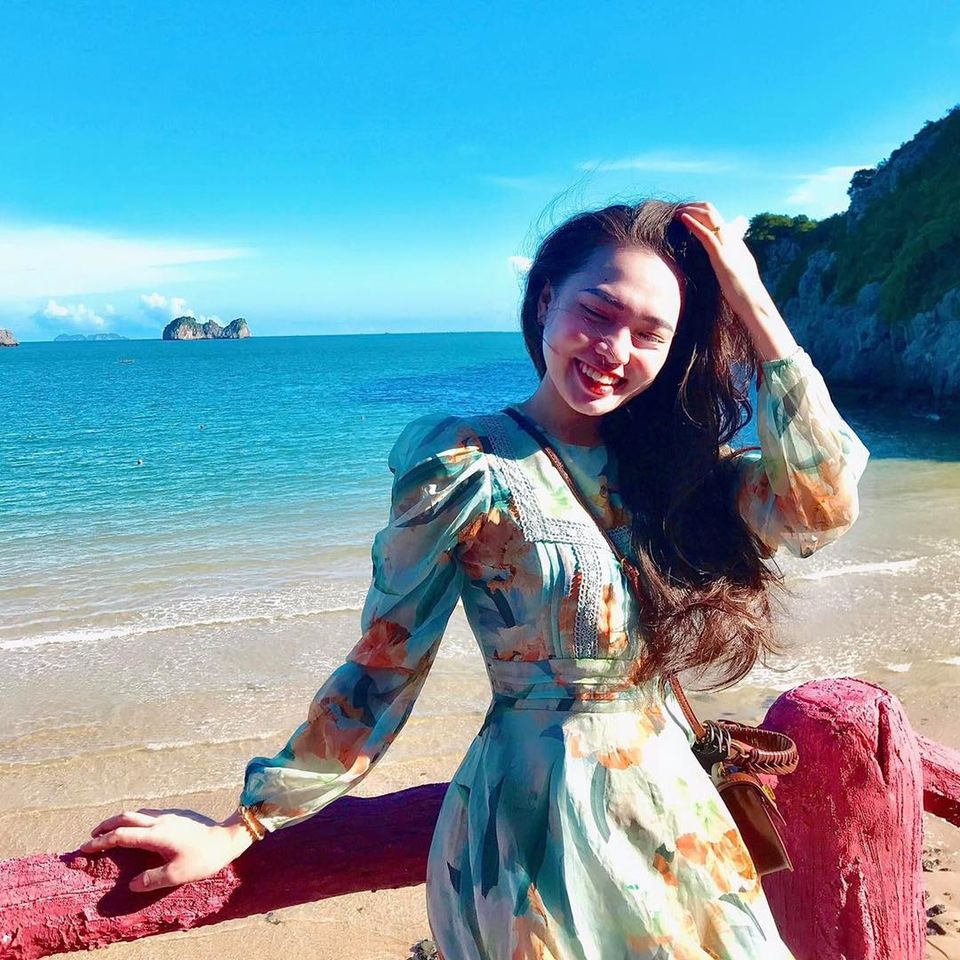 Váy thiết kế cao cấp V2091