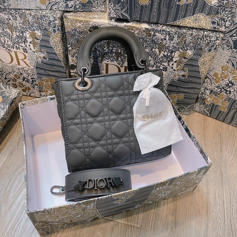 Di Ô Lady 5 ô Size 20 fullbox