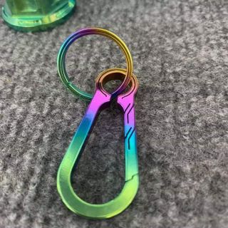 MÓC KHÓA TITAN GR5