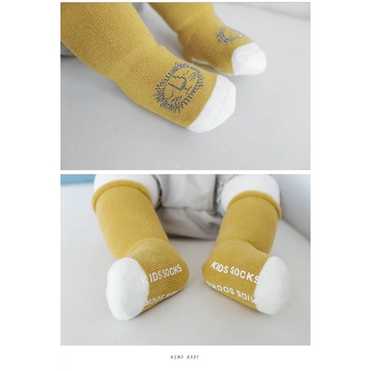 Tất chống trơn cho bé mới tập đi 203