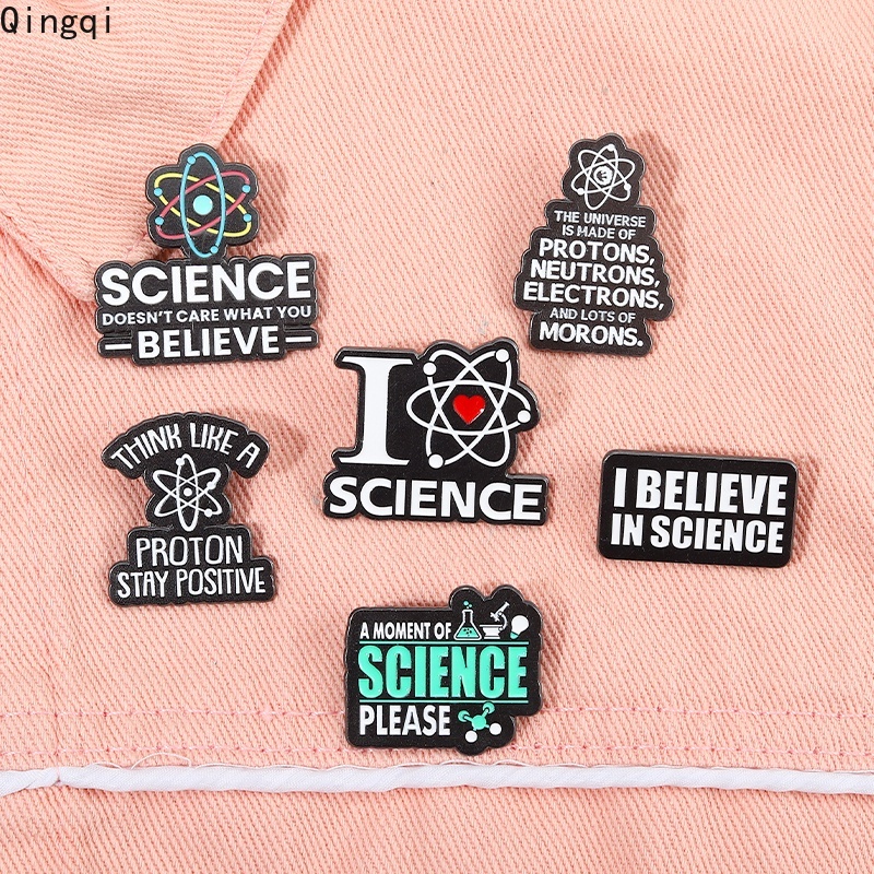 Ghim cài áo MISS ZOE họa tiết chữ &quot;I Believe In Science I Love Science&quot; cho học sinh