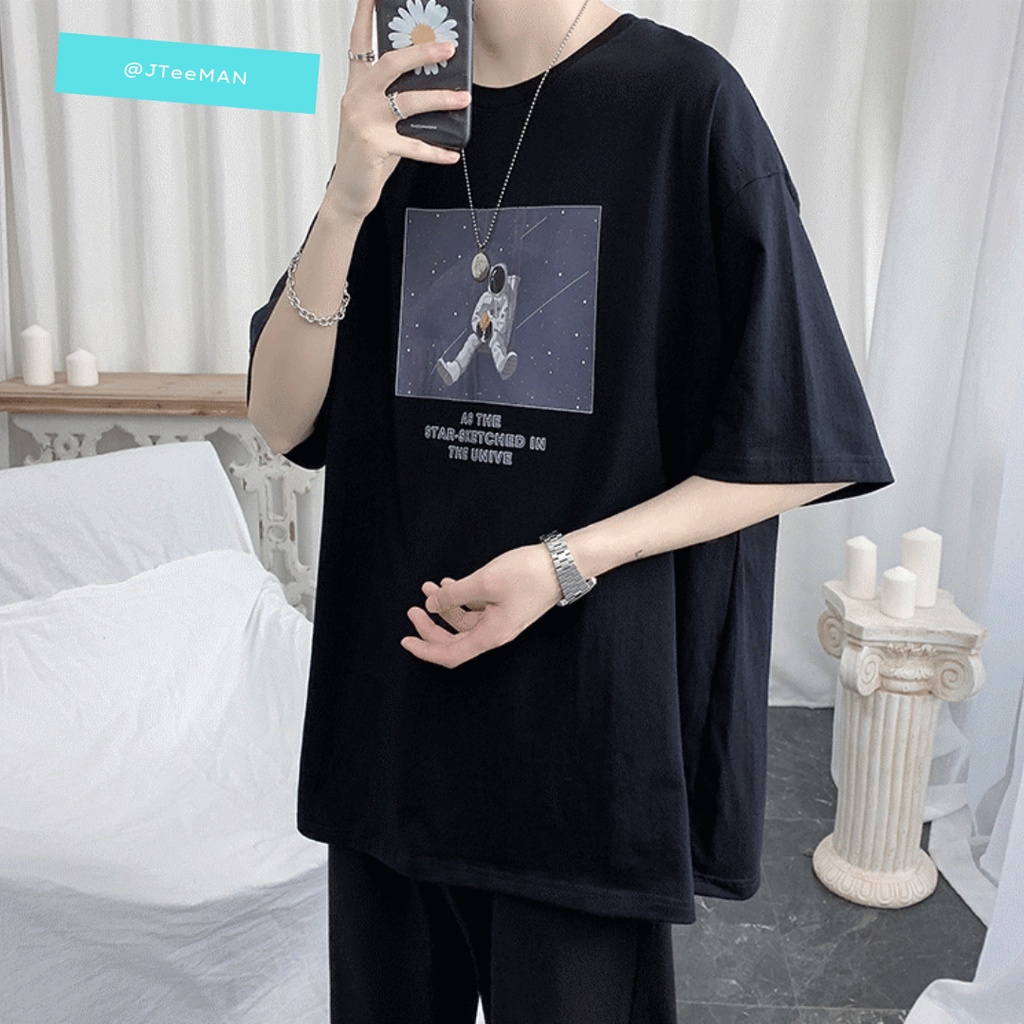 Áo thun nam form rộng JteeMan, áo unisex tay lỡ Hàn Quốc chất vải cotton in hình phi hành gia 2 màu Trắng, Đen JT03