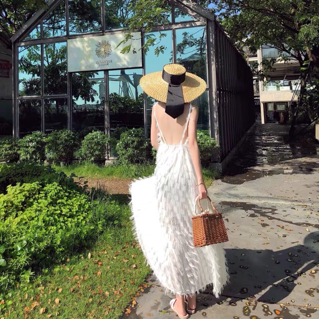 [Kèm ẢNH THẬT ]ĐẦM MAXI TRẮNG LÔNG VŨ HỞ LƯNG | BigBuy360 - bigbuy360.vn