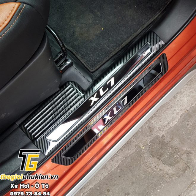 Bộ Ốp bậc cửa, Nẹp bước chân carbon, cacbon Suzuki XL7