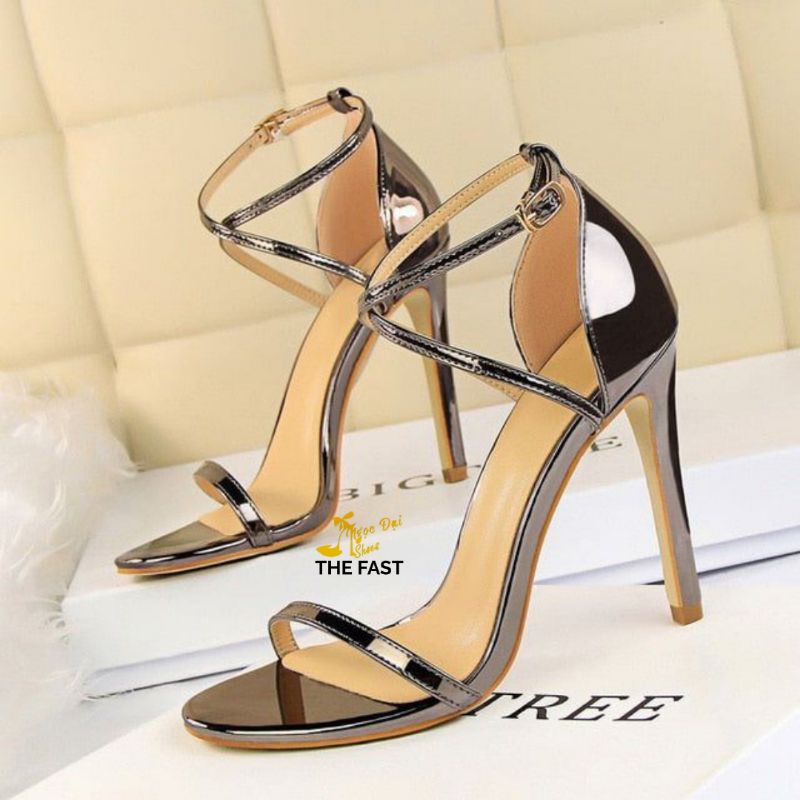 Giày xăng đan gót nhọn quai chéo chân sành điệu NĐ221