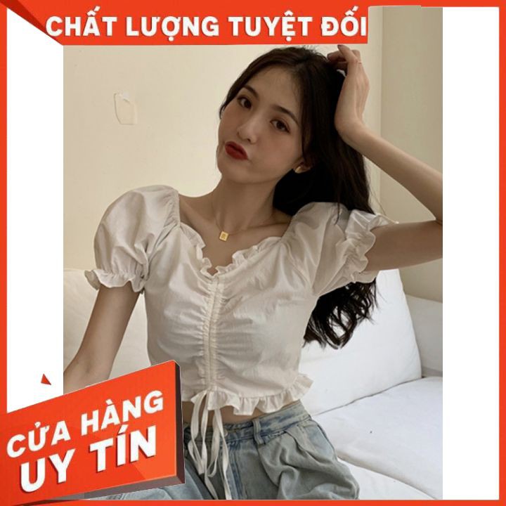 Áo croptop kiểu thích hợp cho các nàng ngày hè 2021 với áo tay phồng dây rút