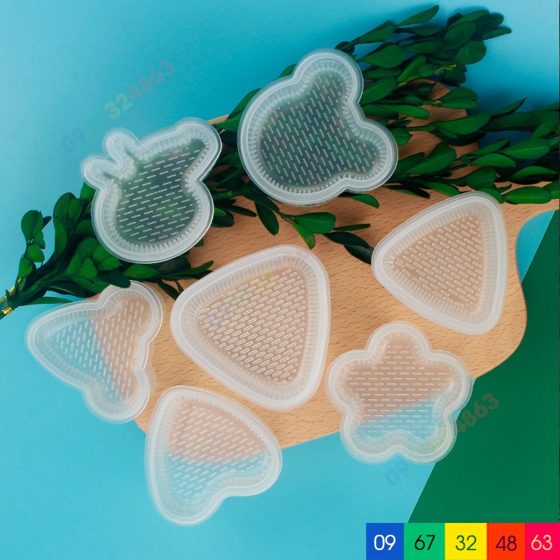 Set 7 khuôn cơm 7 hình KÈM THÌA cho bé