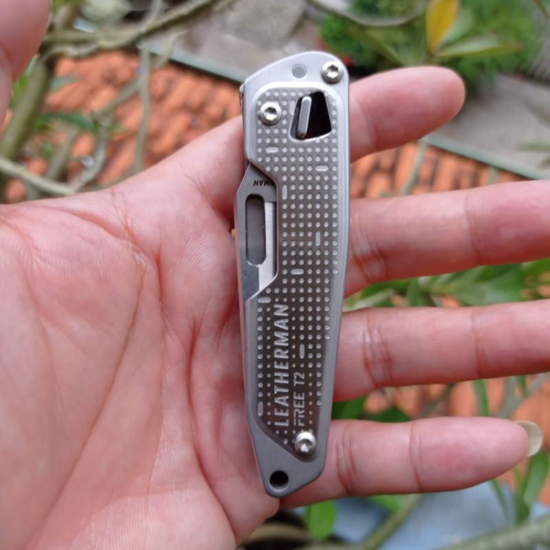 Dụng cụ đa năng Leatherman Free T2: ĐÃ QUA SỬ DỤNG