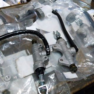 Heo đạp thắng sau yamaha-honda