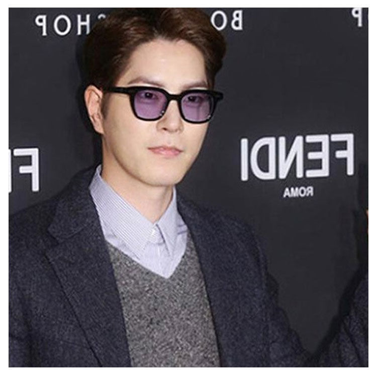 Kính Mát Gọng Vuông Phong Cách Retro Hàn Quốc