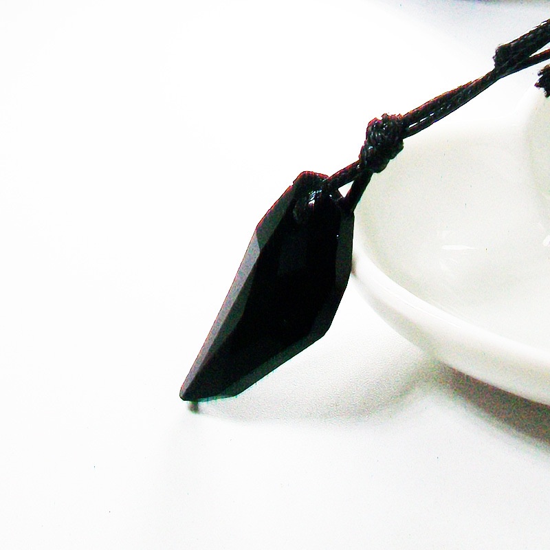 Vòng cổ nam mặt pha lê hình nanh sói nhiều màu lựa chọn