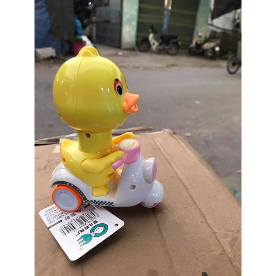 VỊT CHẠY XE VESPA, ẤN ĐẦU LÀ VỊT CHẠY (Ảnh thật)