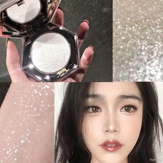 Phấn mắt bắt sáng màu nhũ kim cương siêu mịn