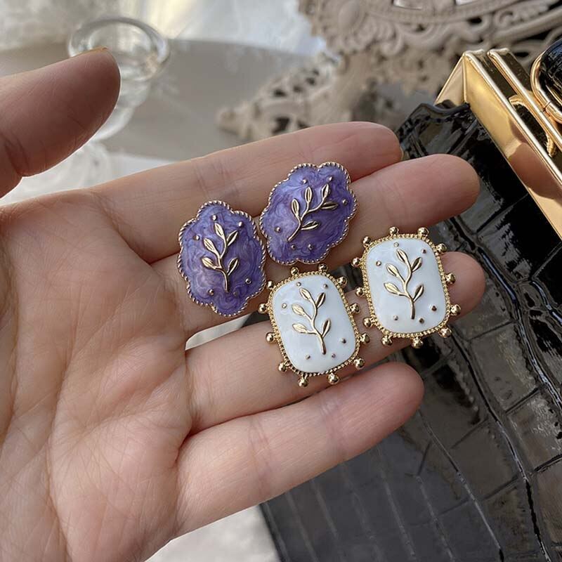 Bông Tai Hình Hoa Màu Tím / Trắng Phong Cách Bohemian Thời Trang Cho Nữ