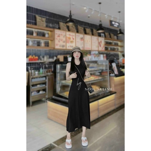 Váy đen chất coton dẻo