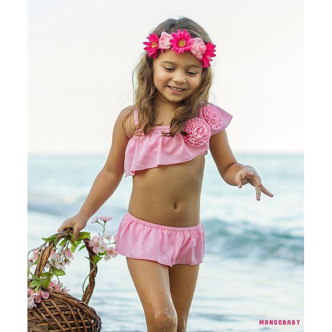 Đồ bơi bikini hai mảnh áo lệch vai phối hoa đáng yêu cho bé gái