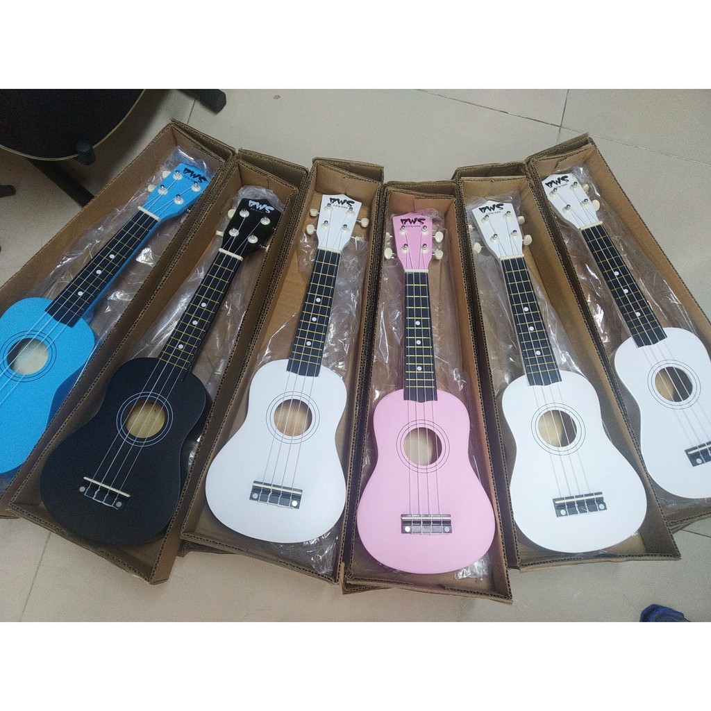 [Hàng Thanh lý] Đàn Ukulele Soprano BWS Lỗi nhẹ hình thức (Tặng 6 phụ kiện)