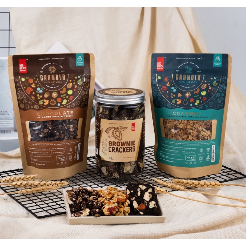 Combo Brownie Crackers 250Gr Và Granola Cao Cấp 250gr Thương Hiệu Gạch Đỏ Gấp Đôi Healthy