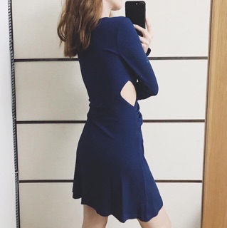 Đầm đắp chéo ngực