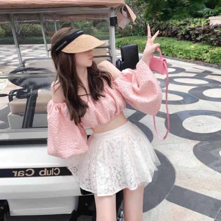 Combo áo croptop gấm hồng bẹt vai tay phồng kèm chân váy ren trắng ren xoè