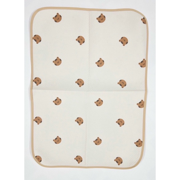 Lót tè/lót chống thấm 4D kích thước lớn 70x90cm xuất Hàn Quốc