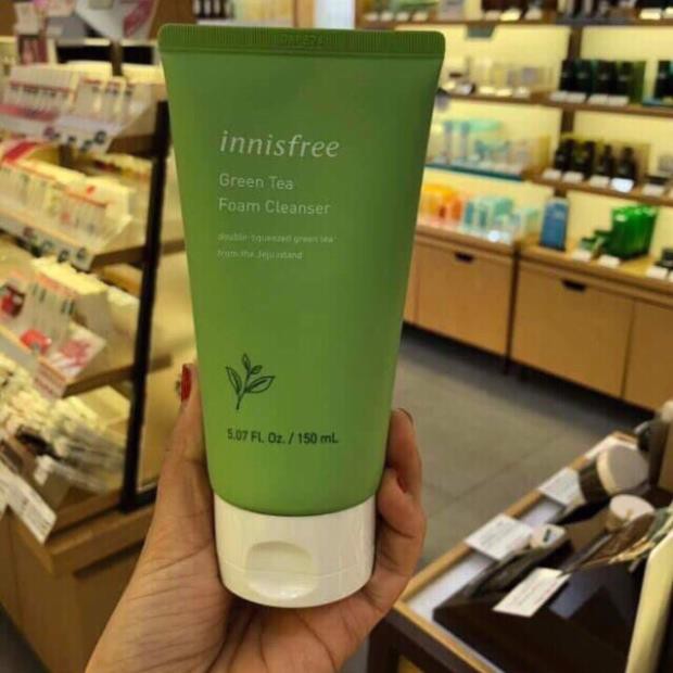 ( Mua 1 tặng 1 quà) [Mẫu Mới] Sữa Rửa Mặt Innisfree 150ml