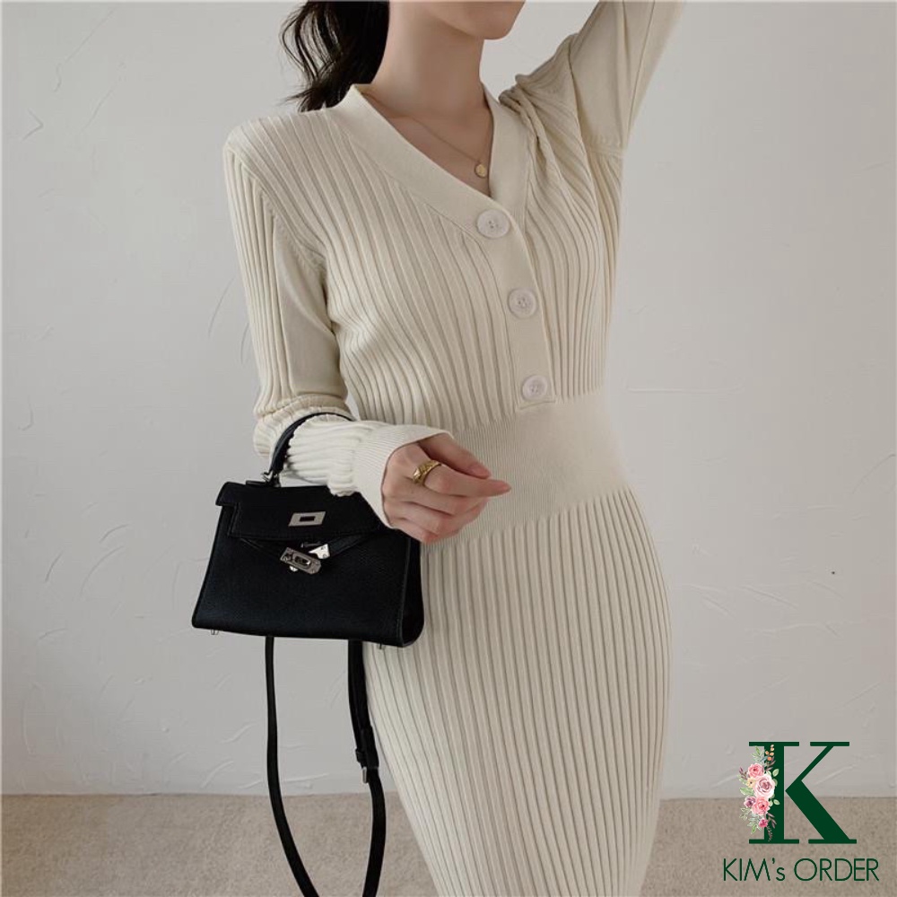 Đầm len nữ Body dáng dài cổ chữ V cài cúc màu đen màu be trắng váy len dự tiệc dài tay ôm sát sành điệu cá tính | BigBuy360 - bigbuy360.vn