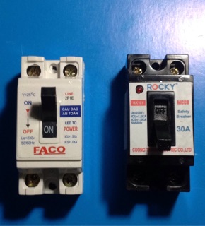 CB cóc -10- 30A