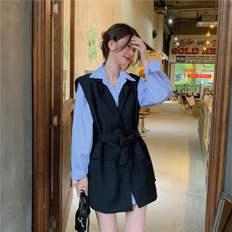 Set áo vest gile có đai thắt và áo sơ mi kẻ sọc xanh free size phong cách Hàn Quốc | BigBuy360 - bigbuy360.vn