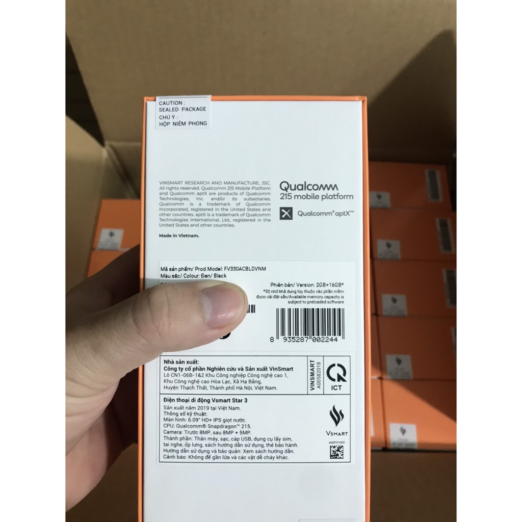 Điện thoại Smartphone Vsmart Star 3 Màn hình 6.09 inch Ram 2GB Rom 16GB Mới 100% full box | BigBuy360 - bigbuy360.vn