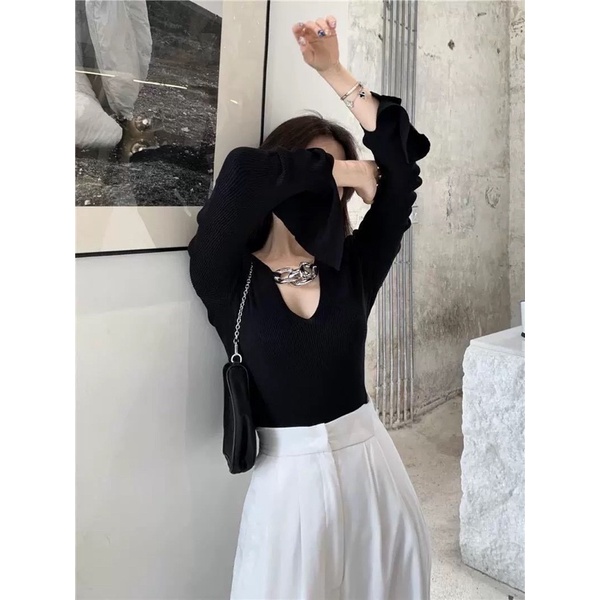 Áo len cổ xích màu đen freesize xẻ ống tay, len dệt kim dài tay len tăm phong cách hàn quốc - shopbelinh