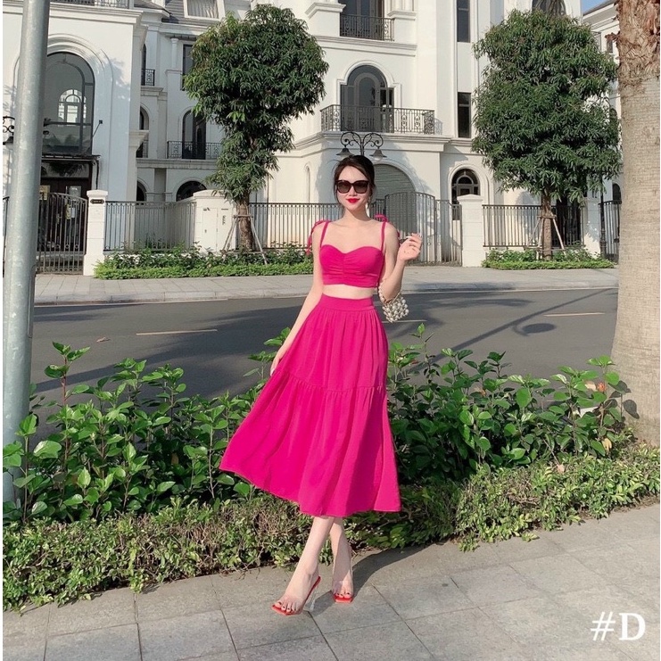 Sét áo và chân váy nữ áo hai dây cúp ngực chạy mokking phối chân váy xòe