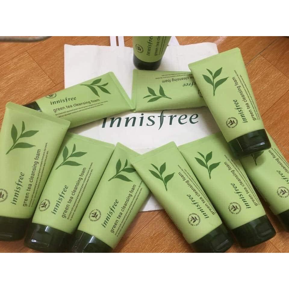 sữa rửa mặt trà cũ