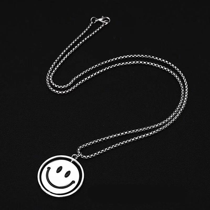 Vòng cổ Mặt Hình Mặt Cười Bằng Thép Titan Phong Cách Hip Hop Cho Nam Và Nữ
