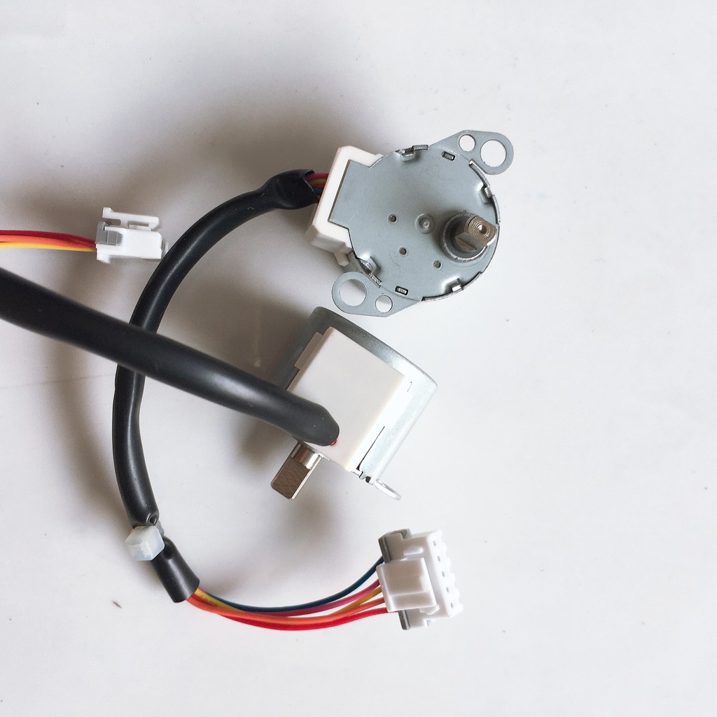 Motor đảo gió máy lạnh Sanyo, Gree [ẢNH THẬT] Quạt đảo Sanyo, gree tai xéo, vẫy đảo gió điều hoà, đảo gió máy lạnh Gree