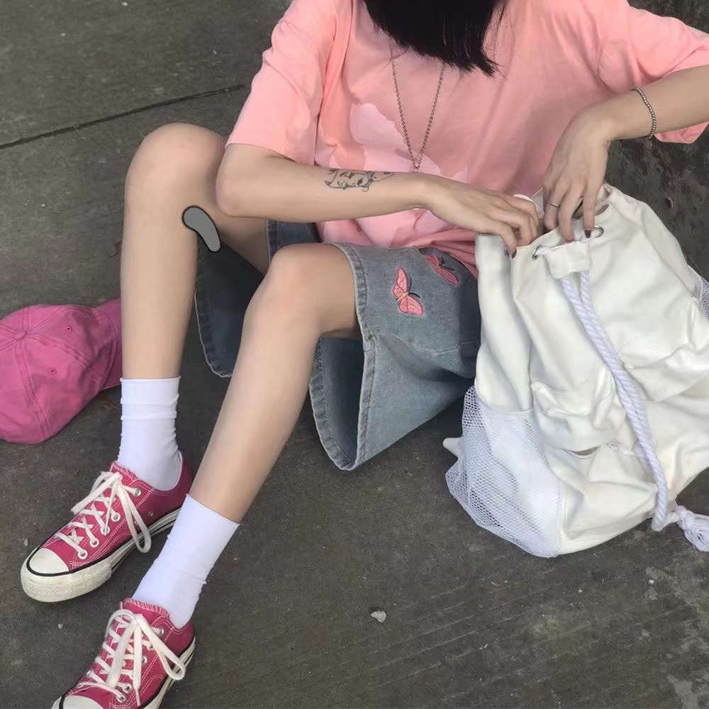Quần Short denim Lưng Cao Ống Rộng Thêu Hình Bướm Phong Cách retro Hàn Quốc