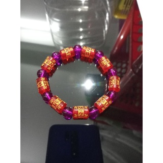 Chuỗi đeo tay màu đỏ mix tím