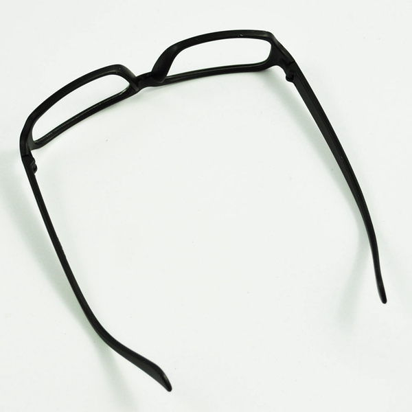 Mắt kính gọng nhựa hình chữ nhật độc đáo