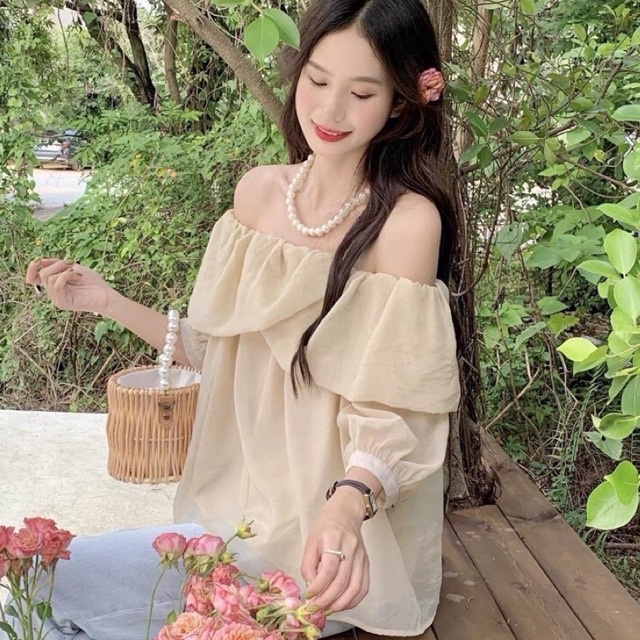 Áo tơ tay cộc trễ vai bèo lá hot hit lina