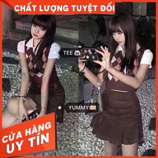Set áo gile hoạ tiết trám kết hợp cùng áo polo ngắn tay mix với chân váy ngắn xếp ly SẴN SET S