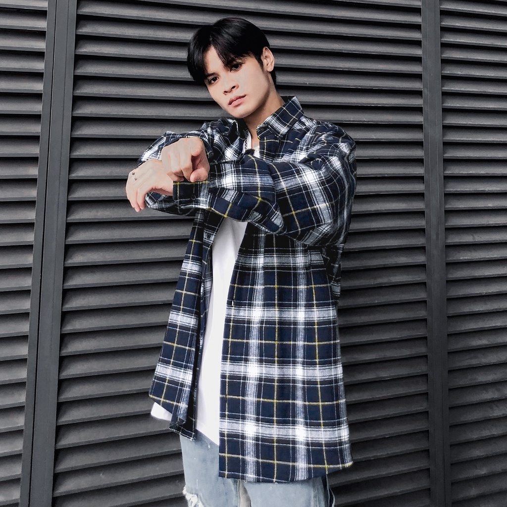 Áo Sơ Mi Flannel Màu Xanh Sọc Trắng Form Rộng Thoải Mái Chất Liệu Cotton Thoáng Mát