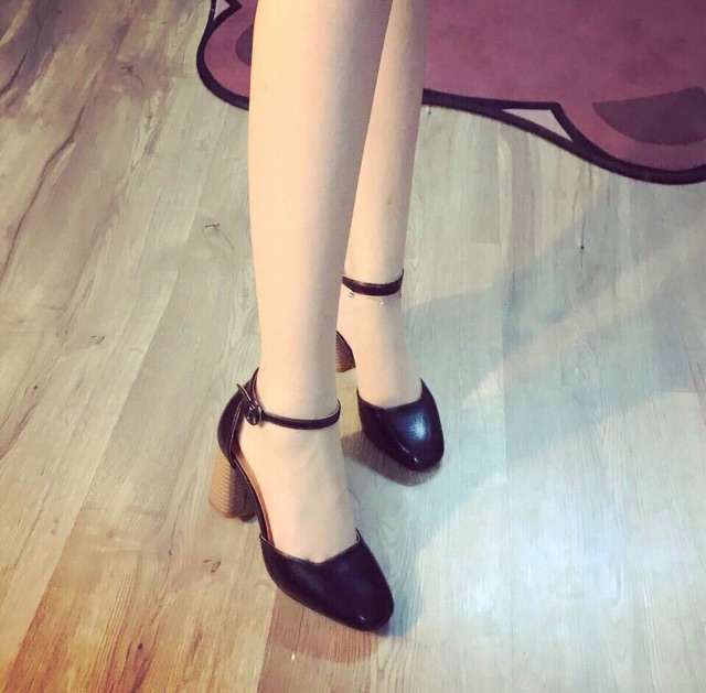 Giày nữ gót vuông