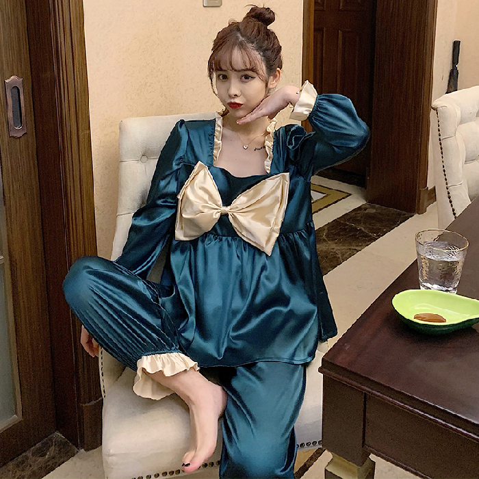Bộ Đồ Ngủ Pijama Nữ Cổ Vuông Dài Tay Thoải Mái