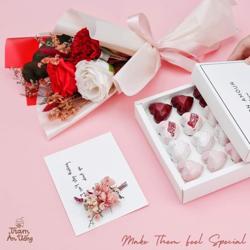 Hộp đựng socola  9 viên, 12 viên, 16 viên, 24 viên, túi giấy & Thiệp
