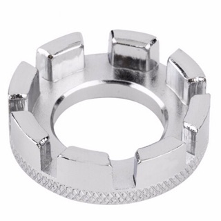 Dụng cụ cân đũa xe đạp còn màu đen