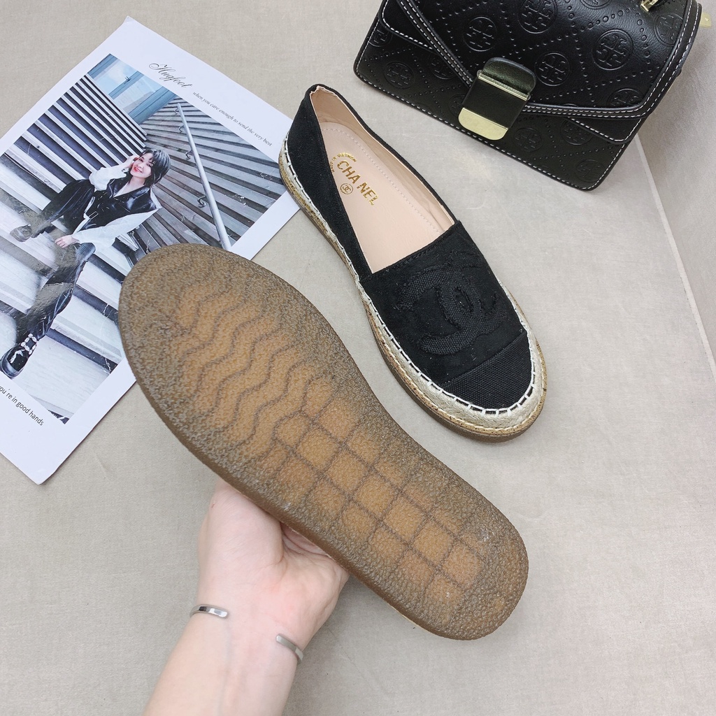Giày Slipon Thêu Chữ X Nổi Đế Nhựa