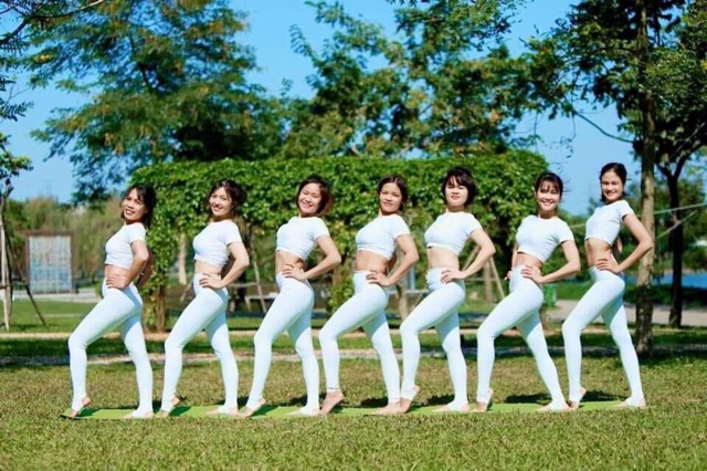 Quần thể thao, legging trơn màu trắng tập Yoga, Gym Yborn