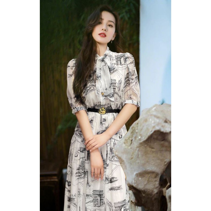 đầm dáng dài nữ tay lửng cổ nơ in họa tiết xe ngực kèm đai Celine